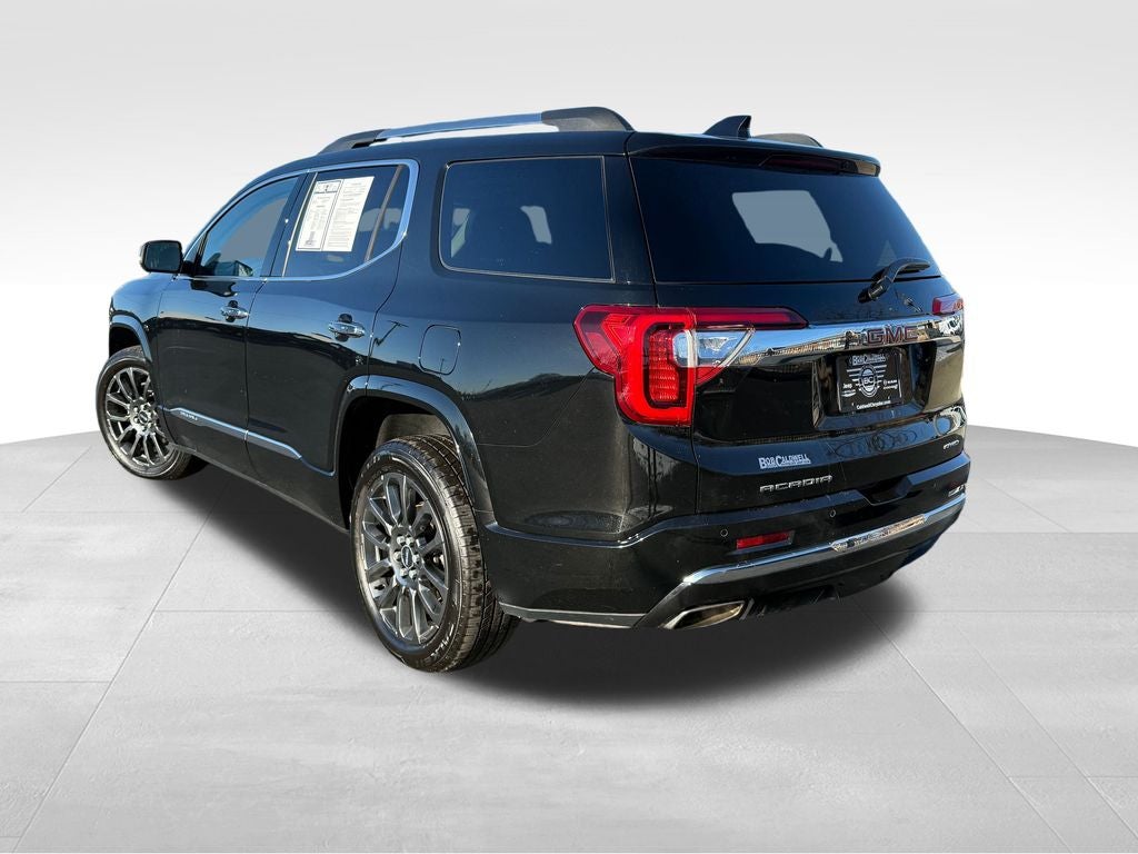 2023 GMC Acadia Denali