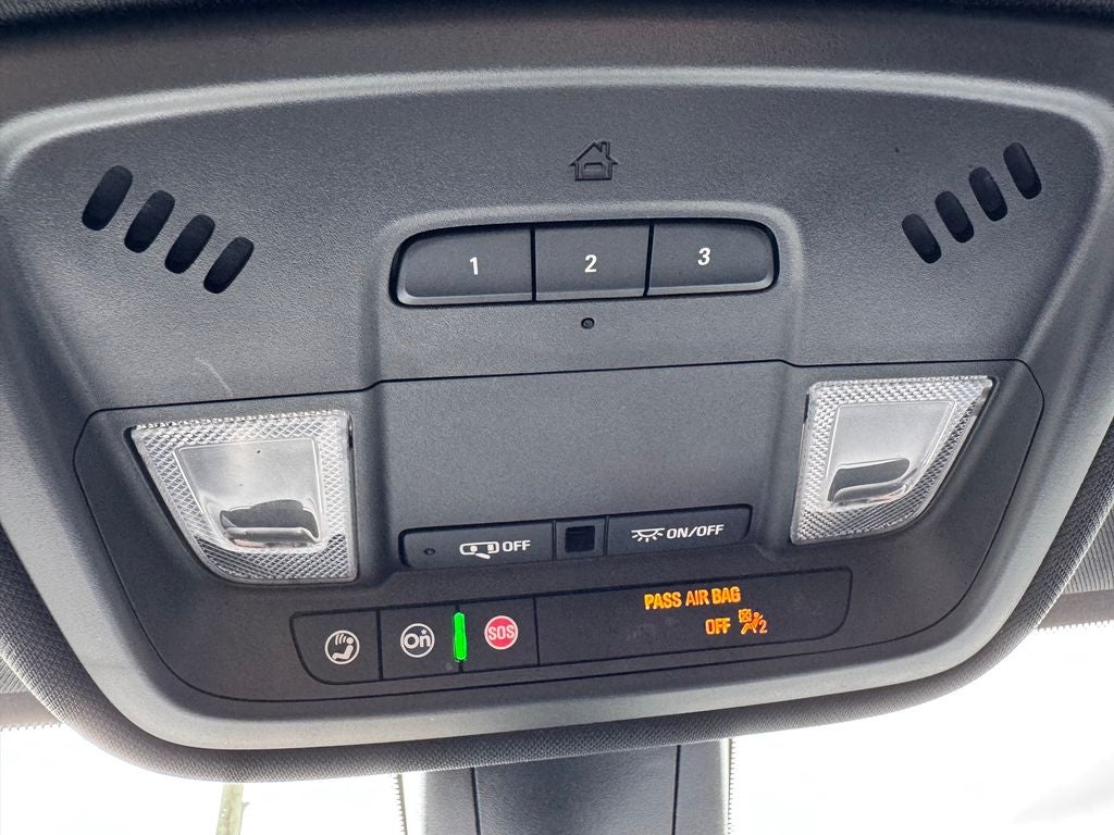 2022 Chevrolet Traverse LT Leather