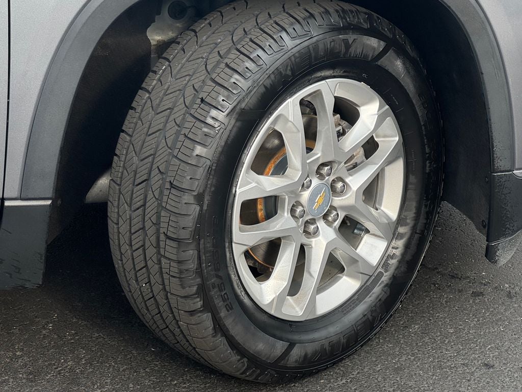 2021 Chevrolet Traverse LT Leather