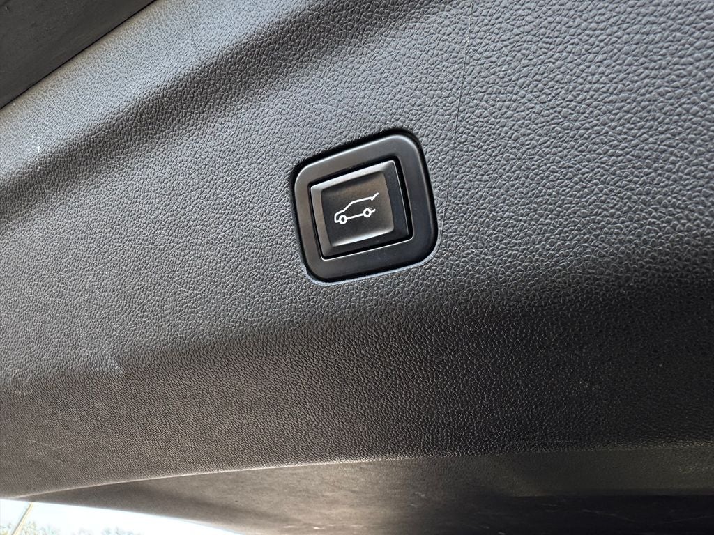 2022 Chevrolet Suburban High Country