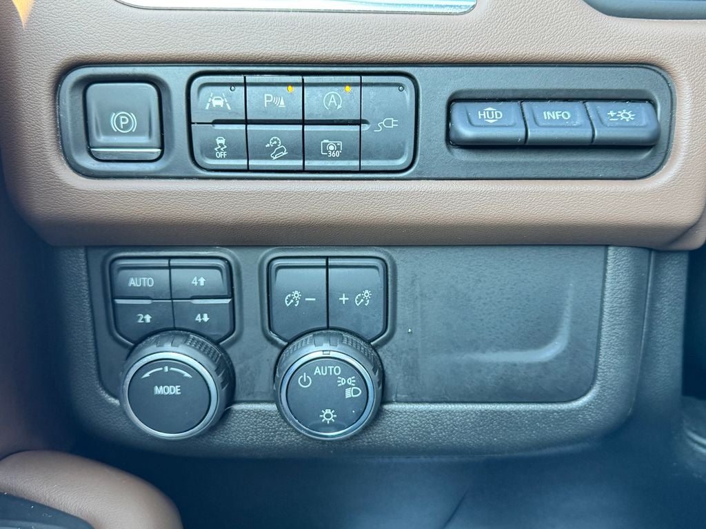 2022 Chevrolet Suburban High Country