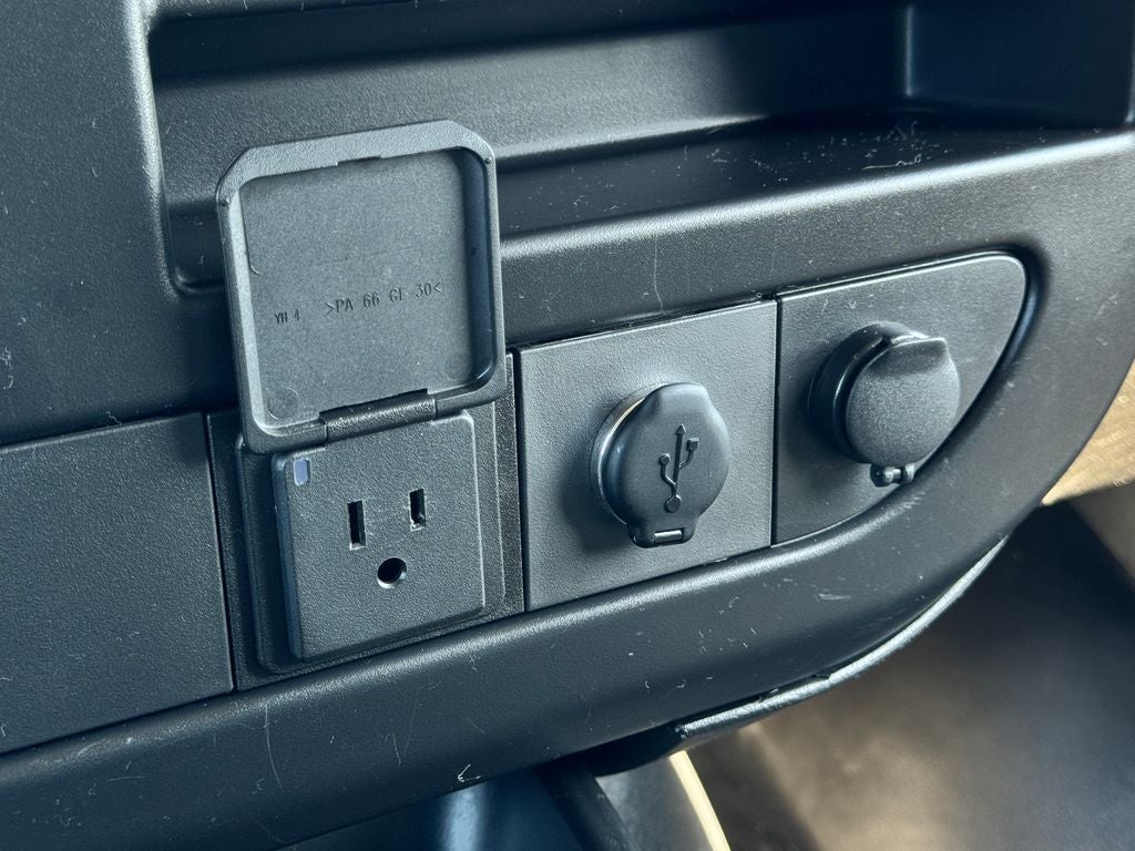 2023 GMC Savana 2500 Work Van