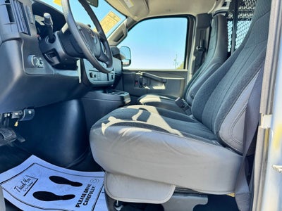 2024 GMC Savana 2500 Work Van