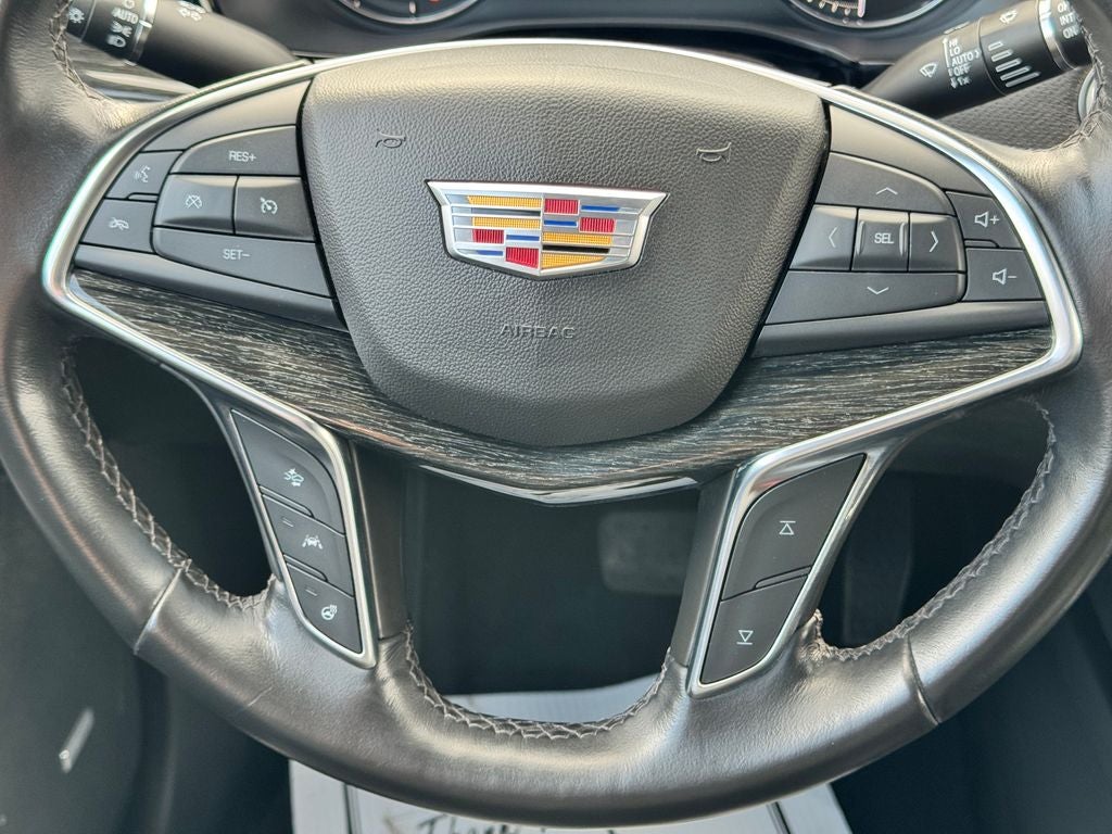 2023 Cadillac XT5 Premium Luxury