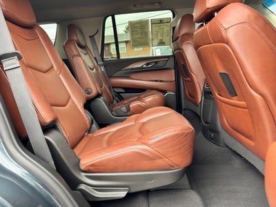 2019 Cadillac Escalade Luxury