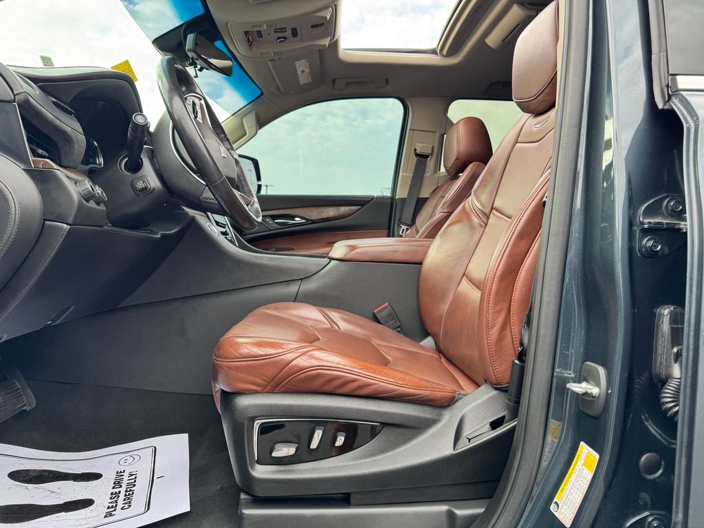 2019 Cadillac Escalade Luxury