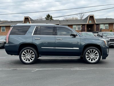 2019 Cadillac Escalade Luxury