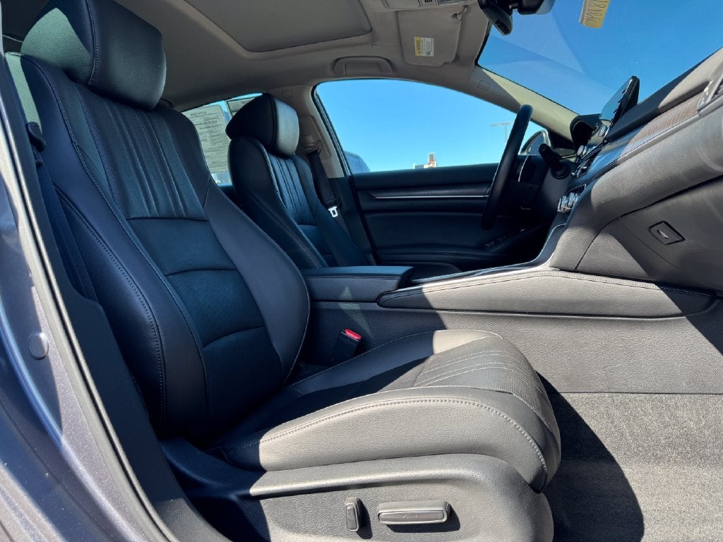 2022 Honda Accord Hybrid Touring