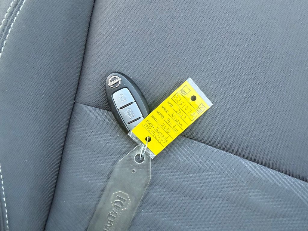 2023 Nissan Frontier SV