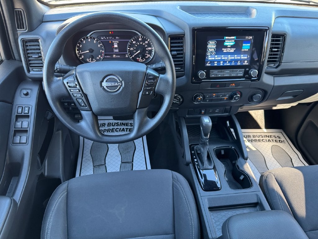 2023 Nissan Frontier SV