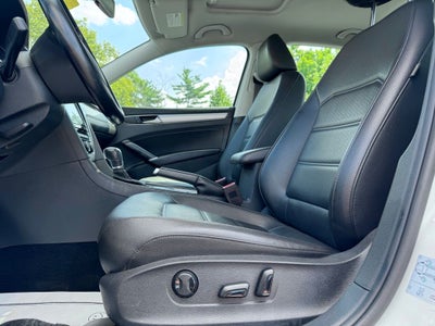 2019 Volkswagen Passat 2.0T Wolfsburg