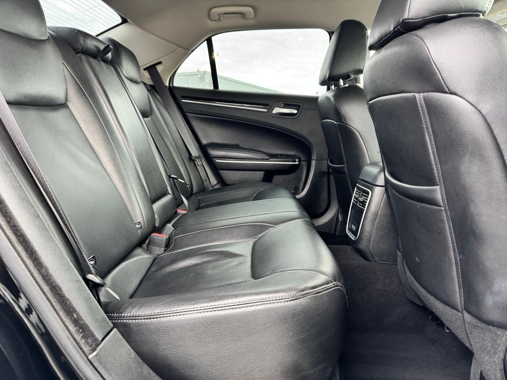 2023 Chrysler 300 Touring