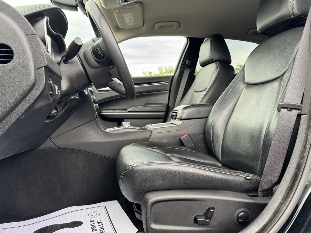 2023 Chrysler 300 Touring