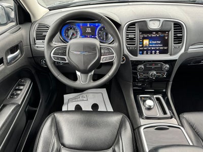 2023 Chrysler 300 Touring