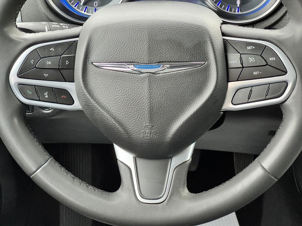 2023 Chrysler 300 Touring