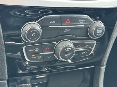 2023 Chrysler 300 Touring