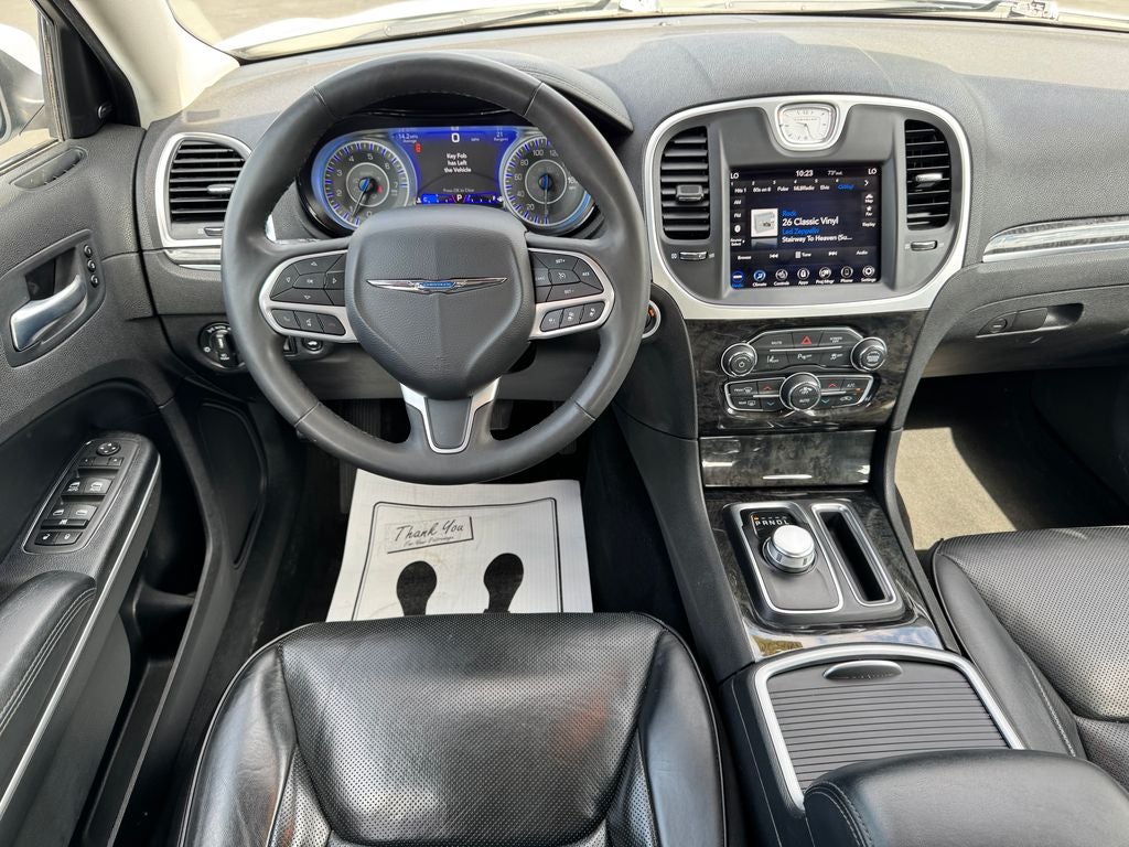 2023 Chrysler 300 Touring