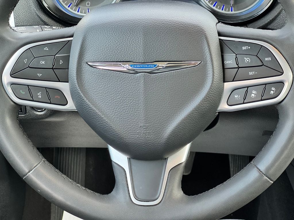 2023 Chrysler 300 Touring