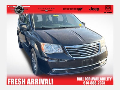 2014 Chrysler Town & Country Touring