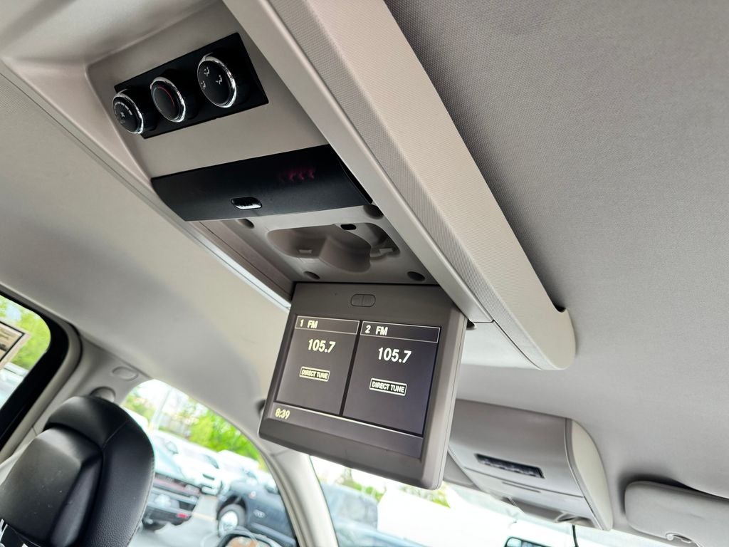 2014 Chrysler Town & Country Touring