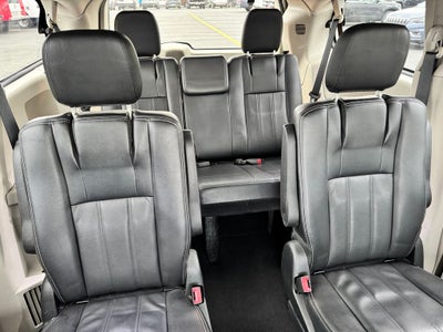 2014 Chrysler Town & Country Touring