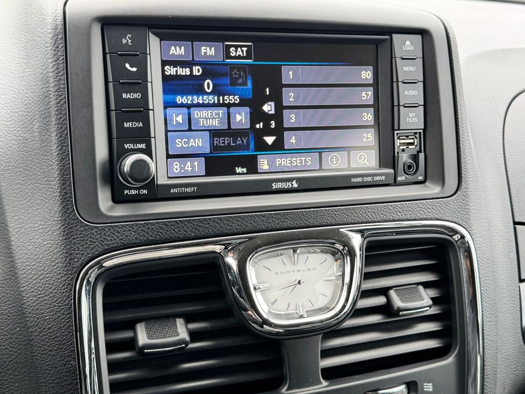 2014 Chrysler Town & Country Touring