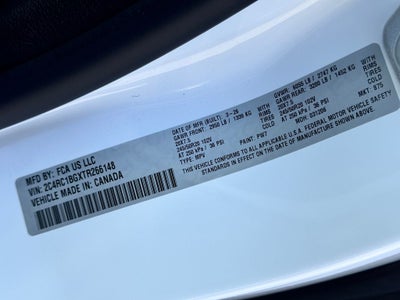 2026 Chrysler Pacifica Select