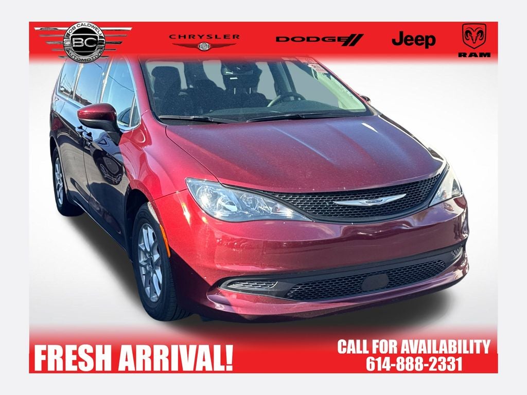 2023 Chrysler Voyager LX