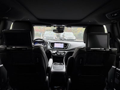 2026 Chrysler Pacifica Limited