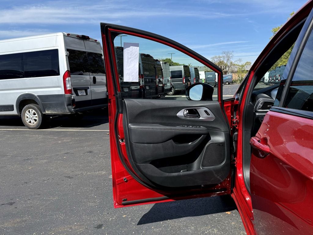 2026 Chrysler Pacifica Limited