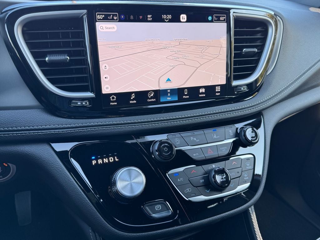 2027 Chrysler Pacifica Limited