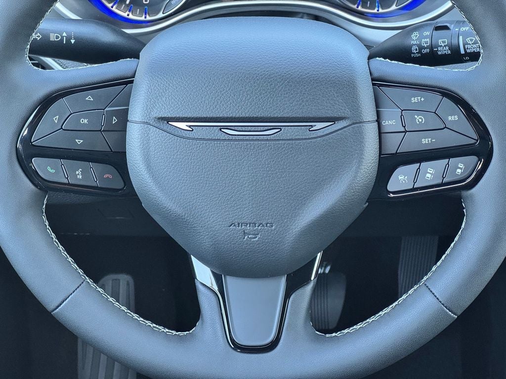 2027 Chrysler Pacifica Limited