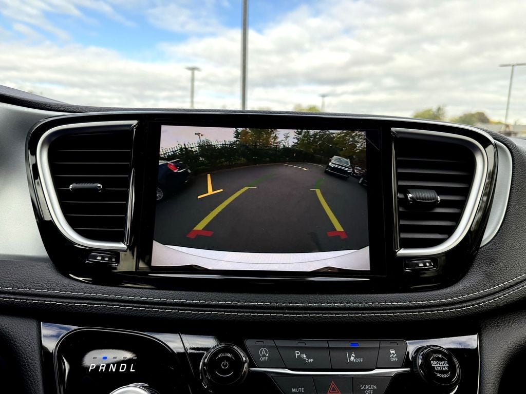 2026 Chrysler Pacifica Limited