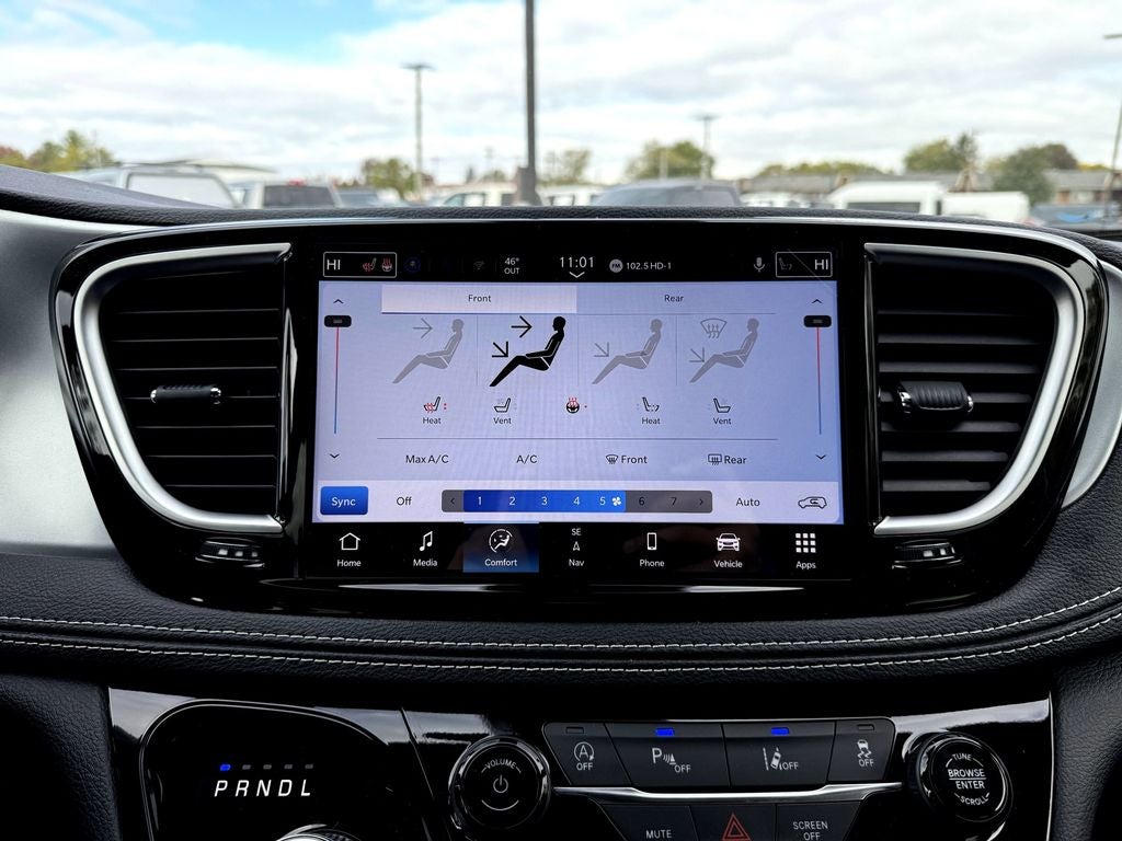 2026 Chrysler Pacifica Limited