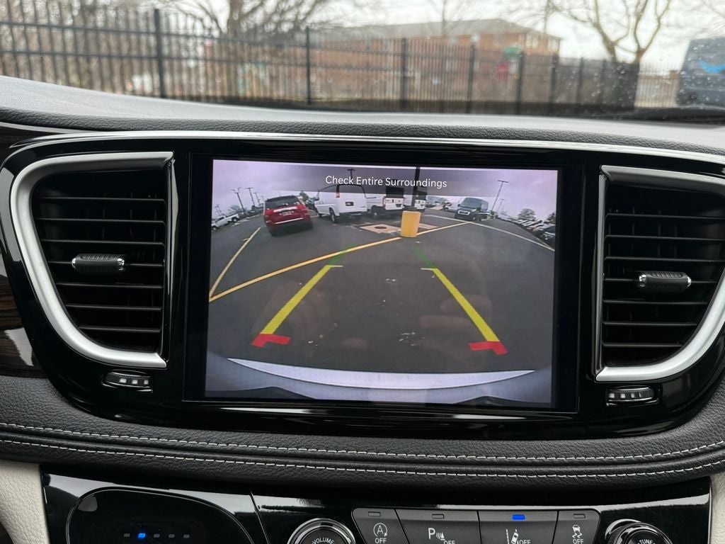 2024 Chrysler Pacifica Limited