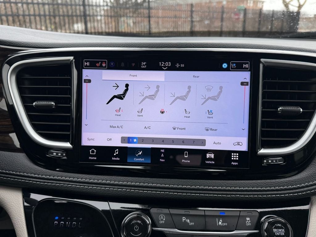 2024 Chrysler Pacifica Limited