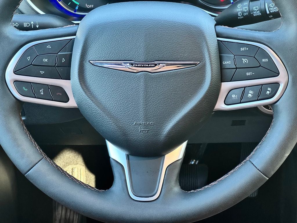 2024 Chrysler Pacifica Hybrid Pinnacle
