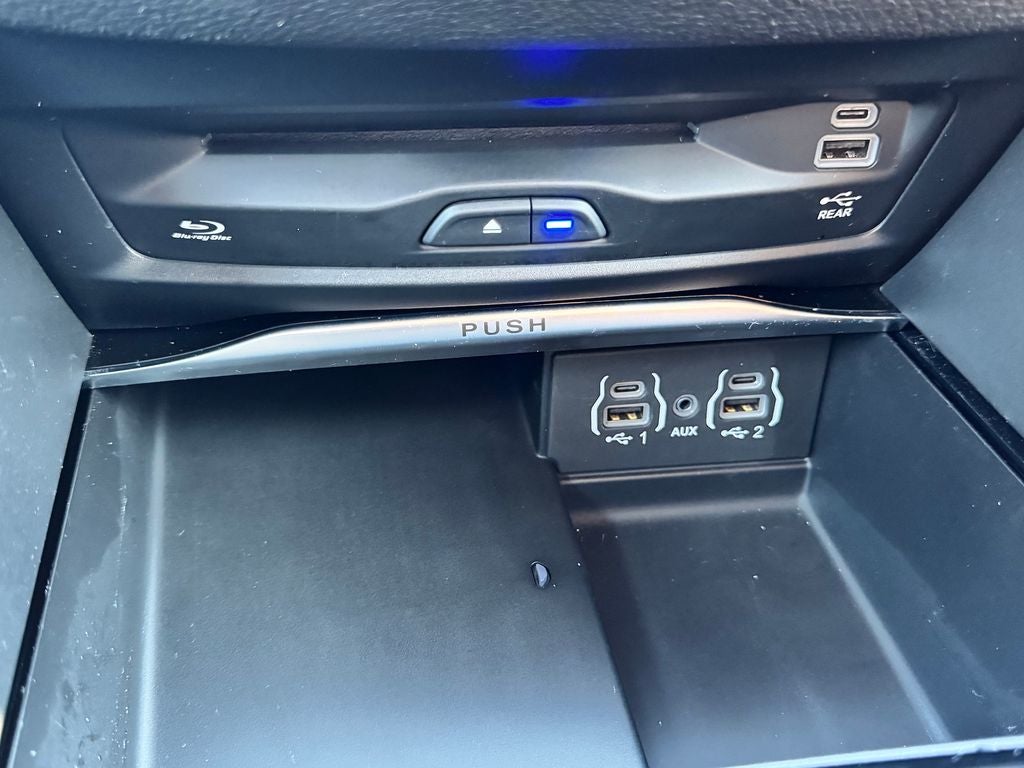 2024 Chrysler Pacifica Hybrid Pinnacle
