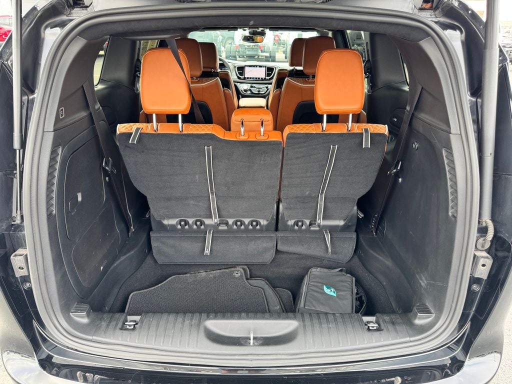 2024 Chrysler Pacifica Hybrid Pinnacle