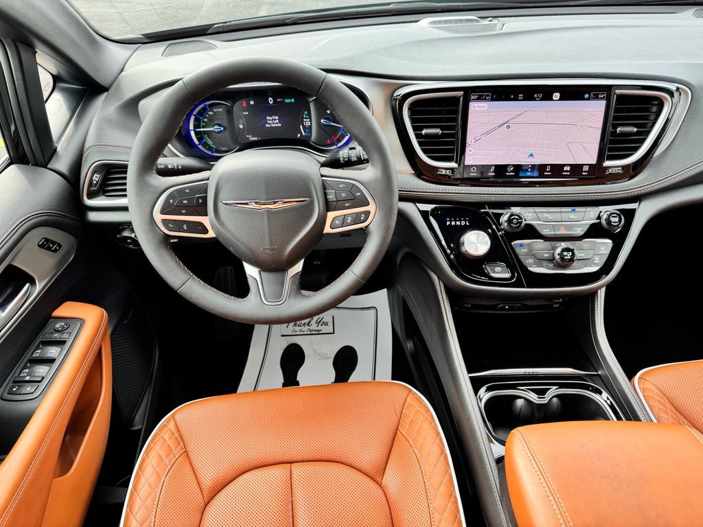 2024 Chrysler Pacifica Hybrid Pinnacle