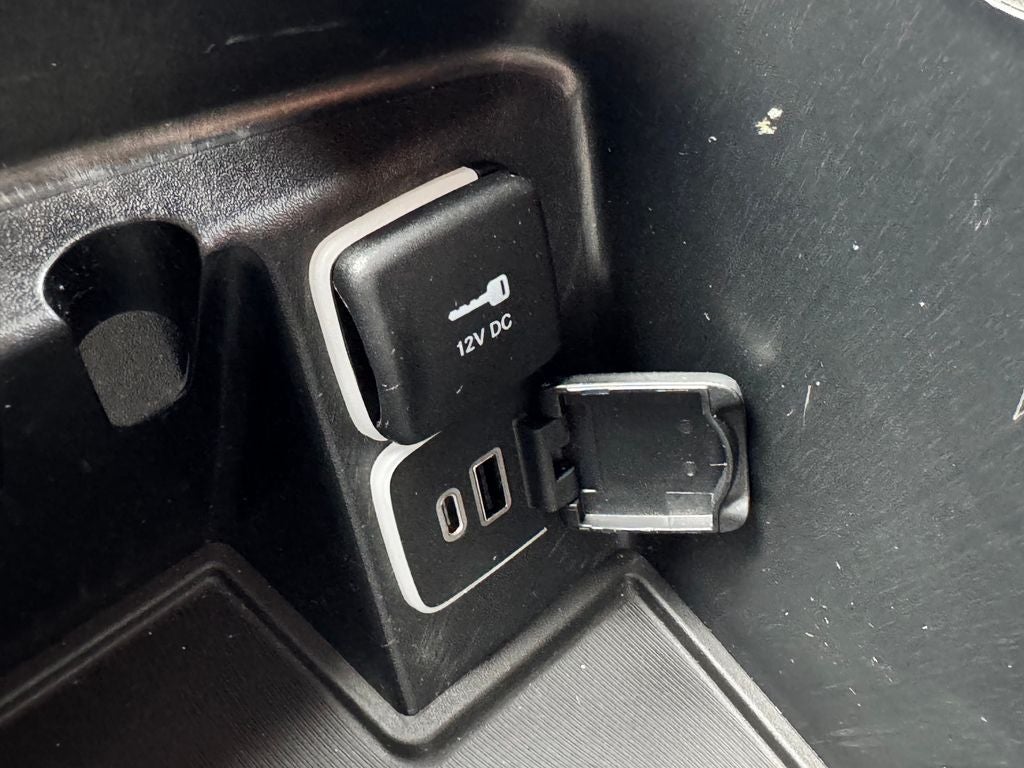 2024 Chrysler Pacifica Hybrid Pinnacle
