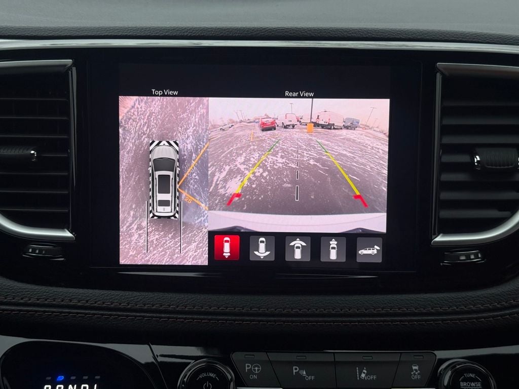 2024 Chrysler Pacifica Hybrid Pinnacle