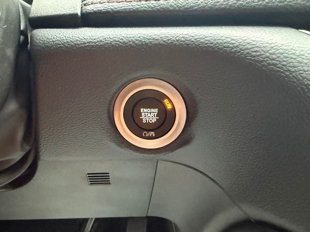 2024 Chrysler Pacifica Hybrid Pinnacle