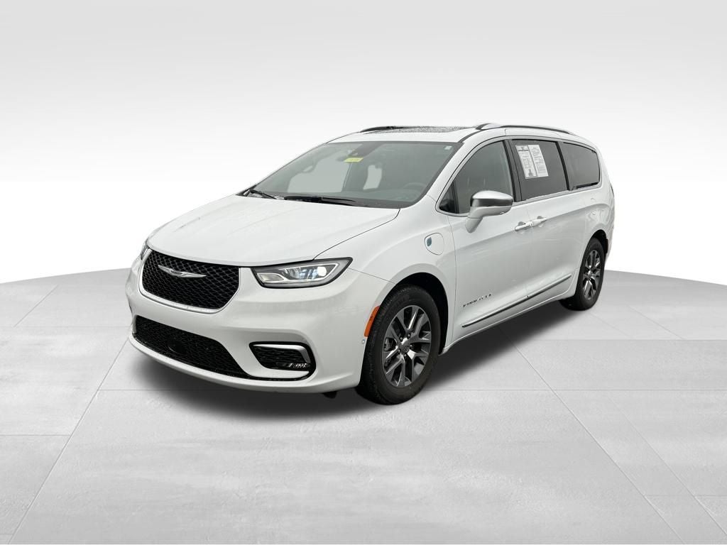 2024 Chrysler Pacifica Hybrid Pinnacle