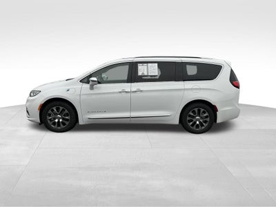 2024 Chrysler Pacifica Hybrid Pinnacle