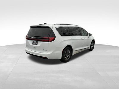2024 Chrysler Pacifica Hybrid Pinnacle
