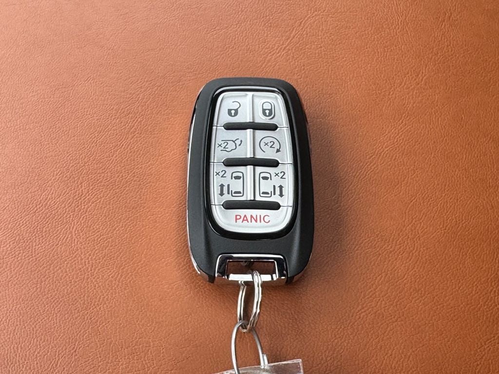 2026 Chrysler Pacifica Pinnacle