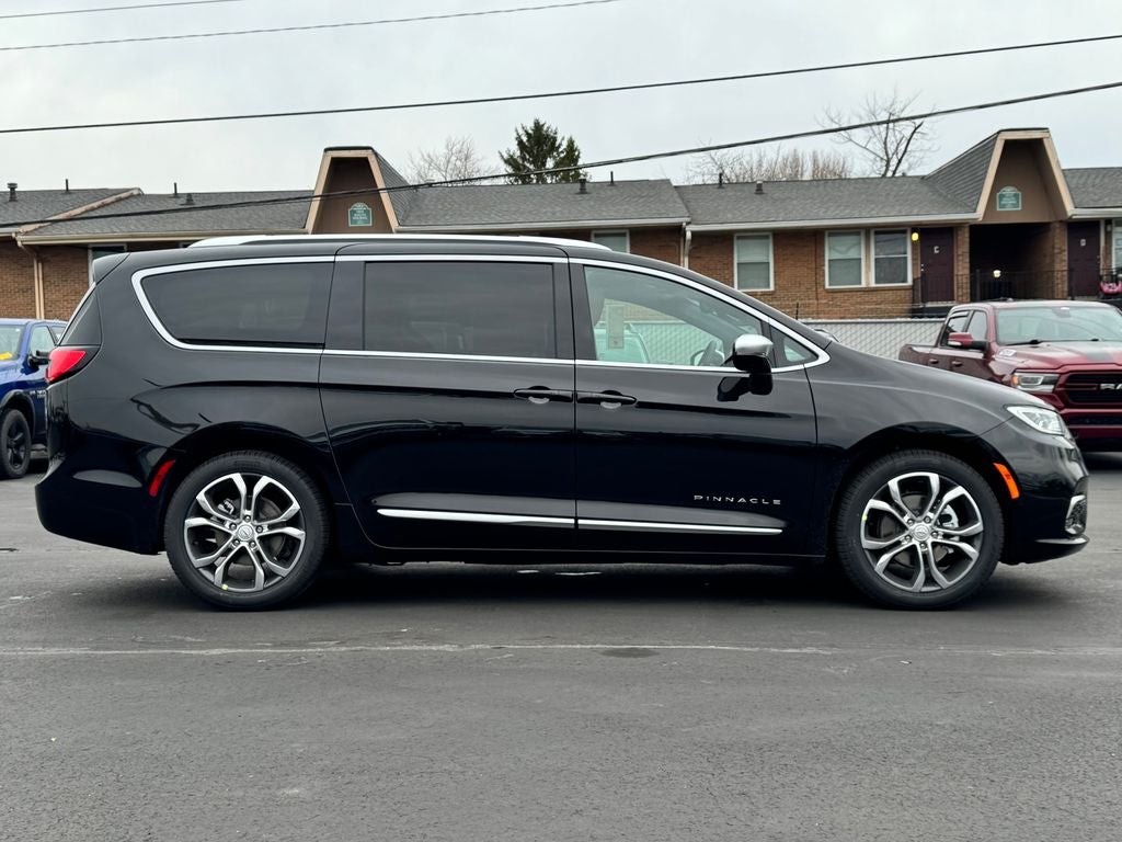 2026 Chrysler Pacifica Pinnacle