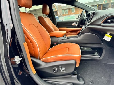 2026 Chrysler Pacifica Pinnacle