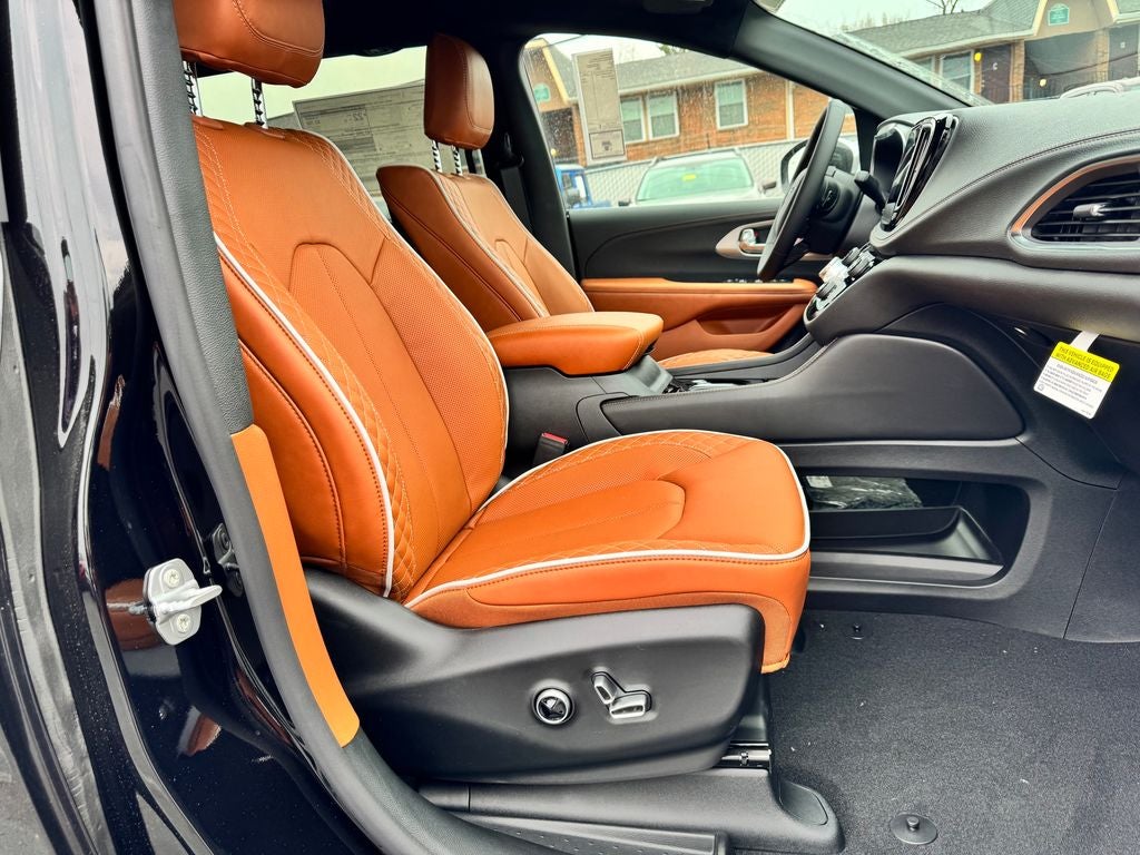 2026 Chrysler Pacifica Pinnacle